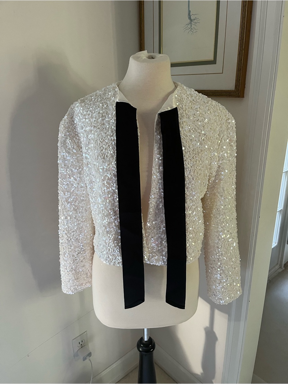 H&M White Sequined Bow-Accent Cropped Jacket - Picture 5 of 13